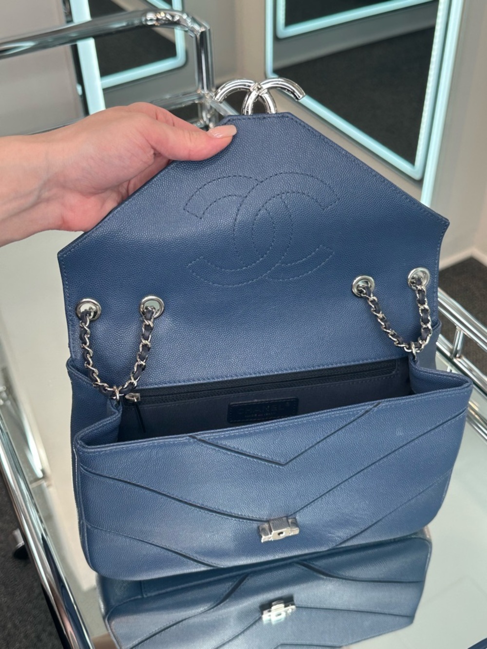 Chanel Bag - Picture 9 of 10